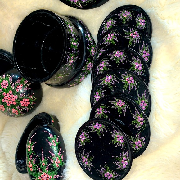 Vtg 70's hand painted black lacquered WOOD trinket box coaster set LOT - Picture 3 of 12